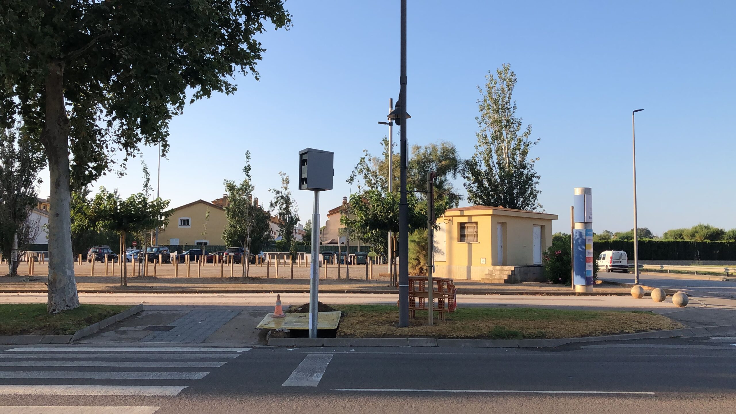 Radar instal·lat a l'entrada de l'Estartit